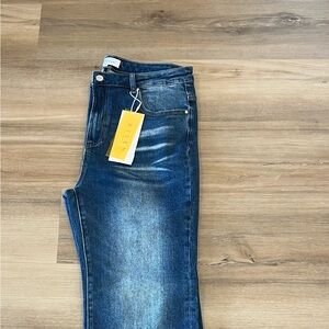 Risen Plus Size Denim Raw Hem Jeans NEW